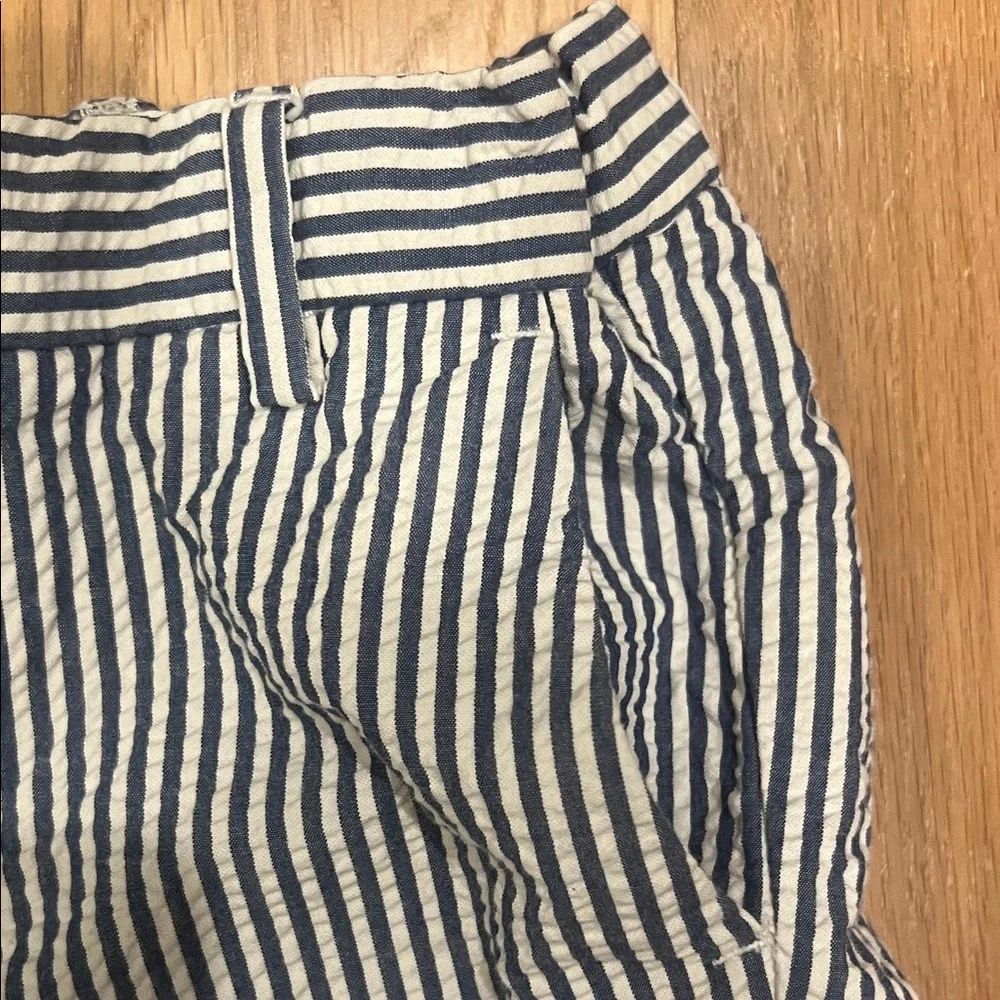 Lands' End Kids Blue Seersucker Pants - Size 5